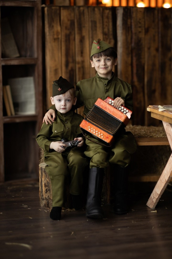 День победы «Аты-Баты». Фотограф в Омске