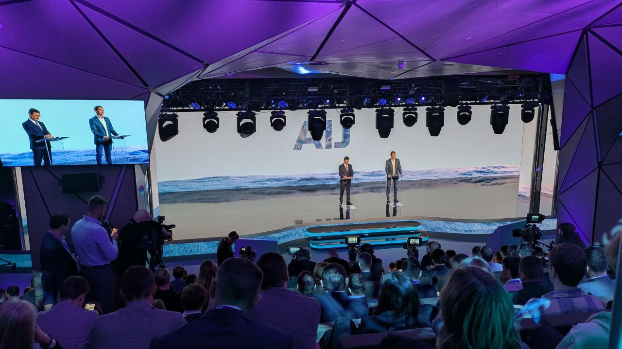 AI Journey 2025. Video Crew