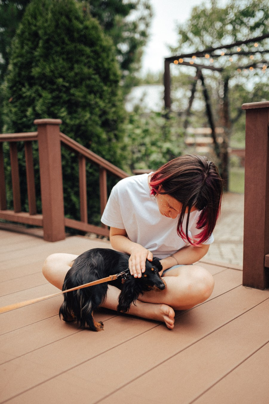 Коля, Ксюша, Саша, Андрей, Кира и бабушки | на даче