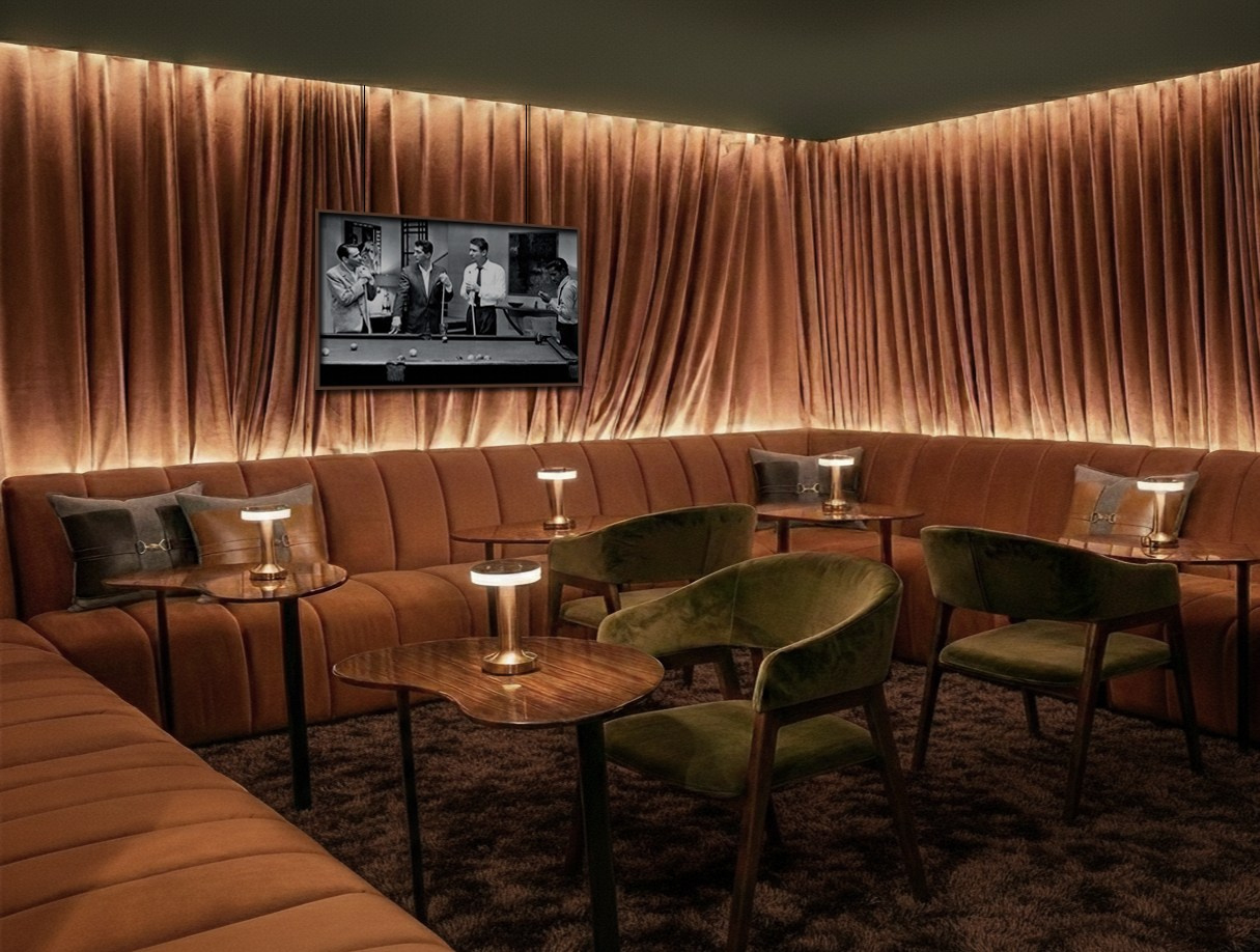 Pool & bar Central. Branding and Interiors