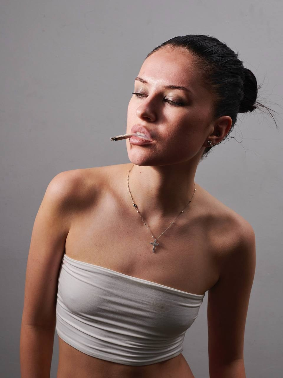 The stoned Diva. Главная