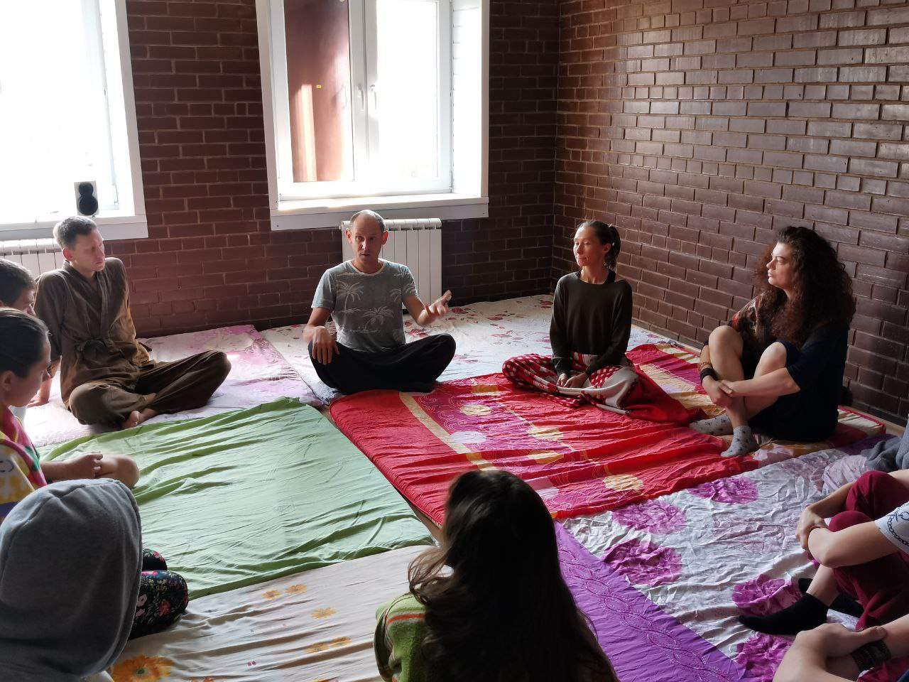 Консультация психолога Андрея Кичева на ретрите в подмосковье 