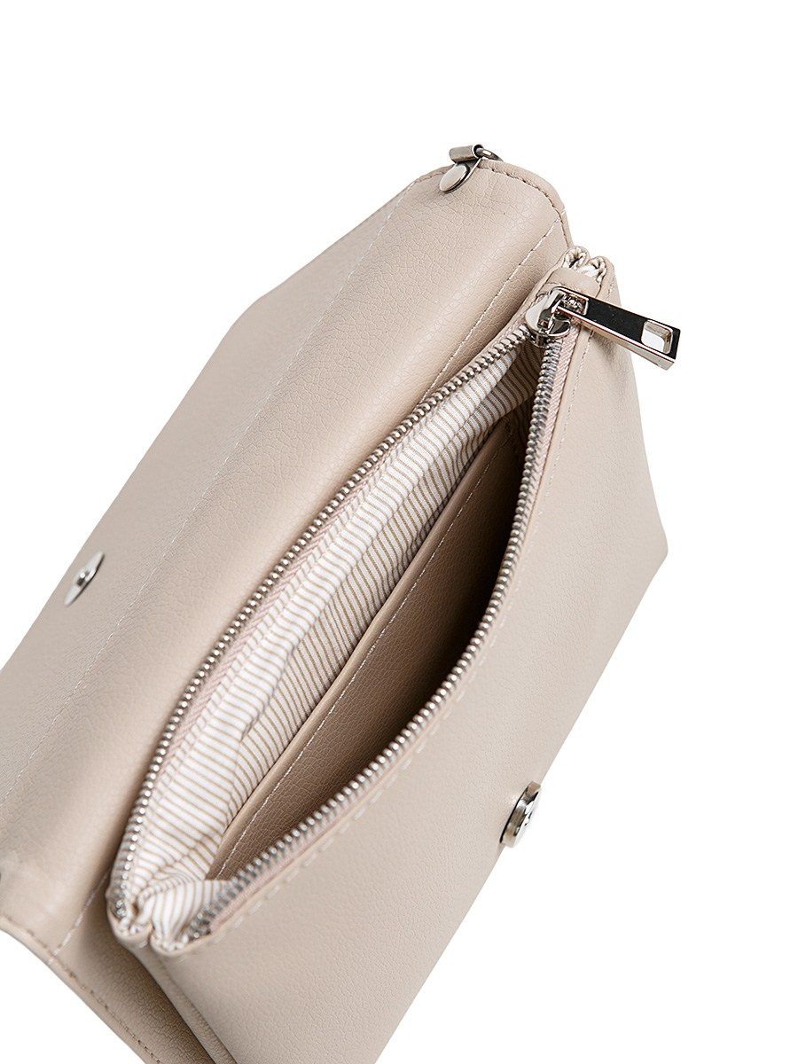 Сумка-клатч. Контент фотограф, съемка для маркетплейсов, фуд съемка и репортажи в Новосибирске Ралия Галеева