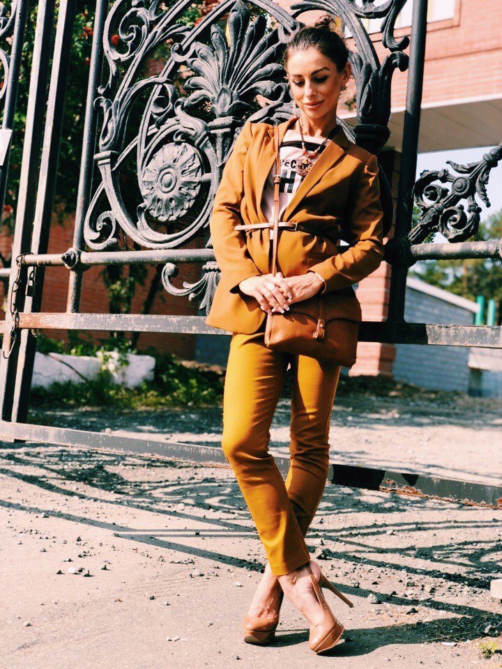 БАРМИНА БИКИНИ. Фотограф для маркетплейсов Михаил Бове