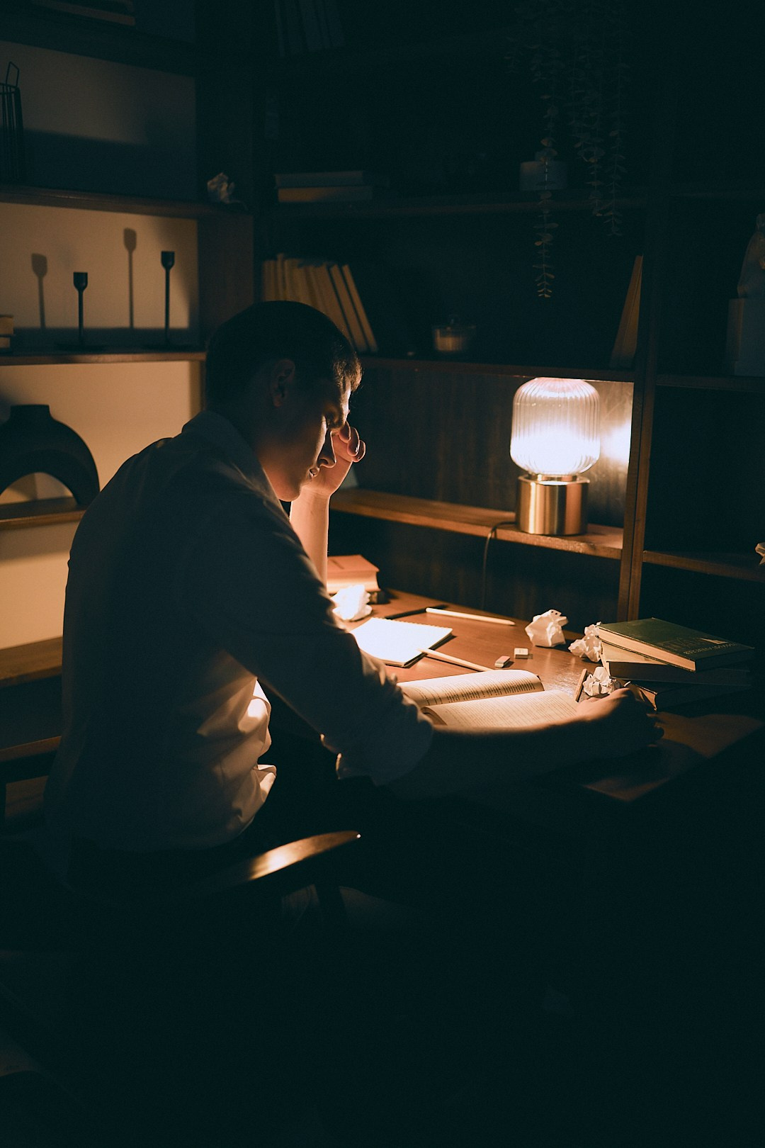 Виталий: выбрать себя или работу | Мужской портрет | Белов Тимофей, фотограф СПБ. Фотограф Белов Тимофей | Санкт-Петербург | СПБ