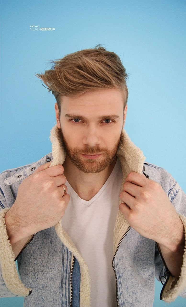 Антон, 189 см, 50-52. KED Production — продакшн из СПб. Создаём фото, видео и контент, который помогает брендам и селлерам продавать больше