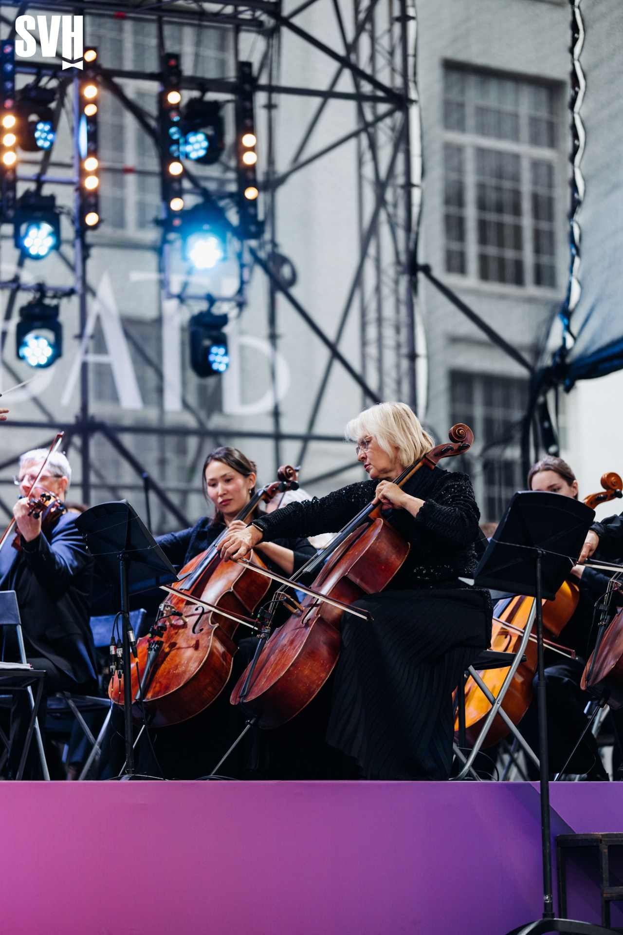 Давайте Танцевать!