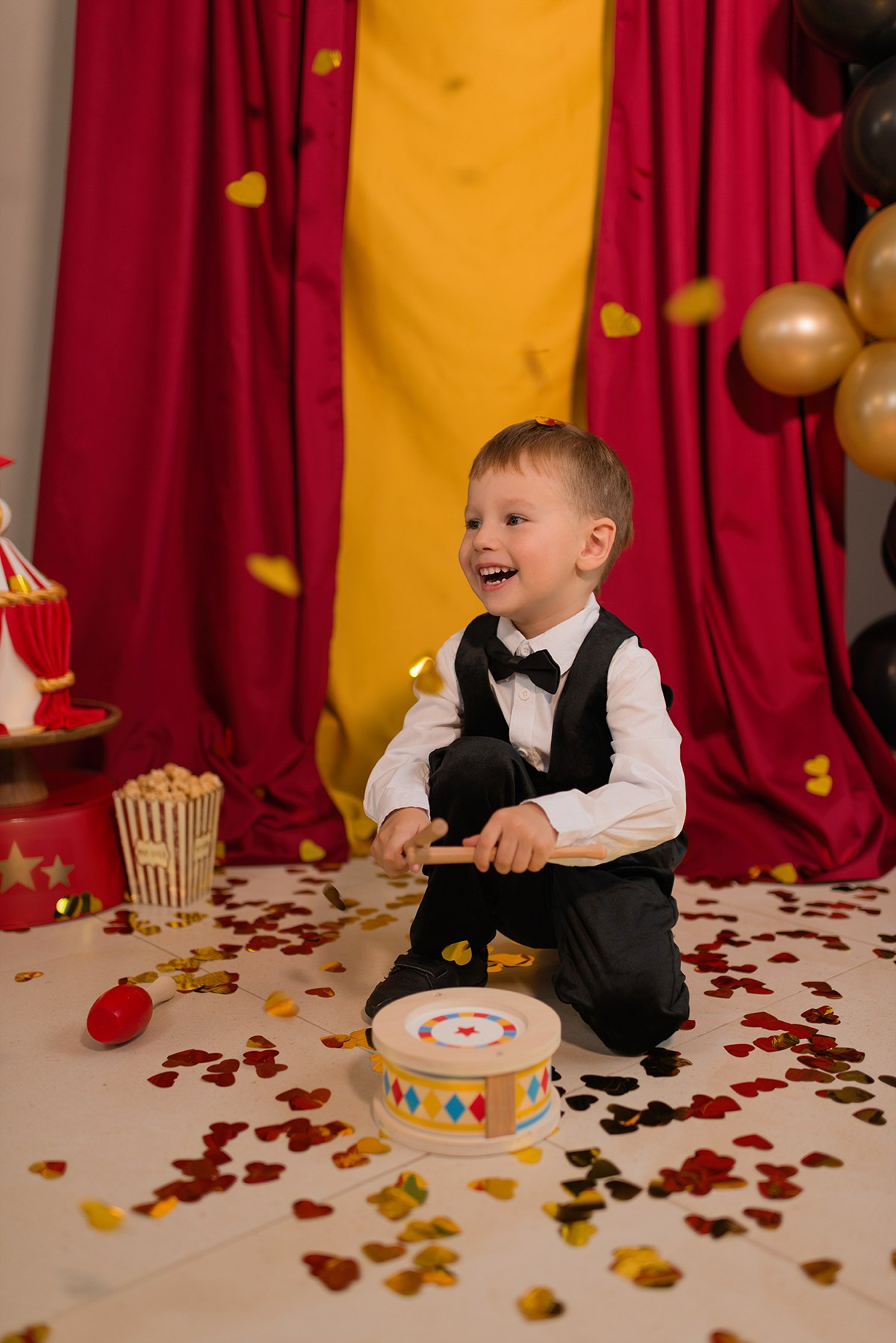 Фотосессия Дня рождения с оформлением. Фотограф в Екатеринбурге | Портреты, семейные съемки, лайфстайл