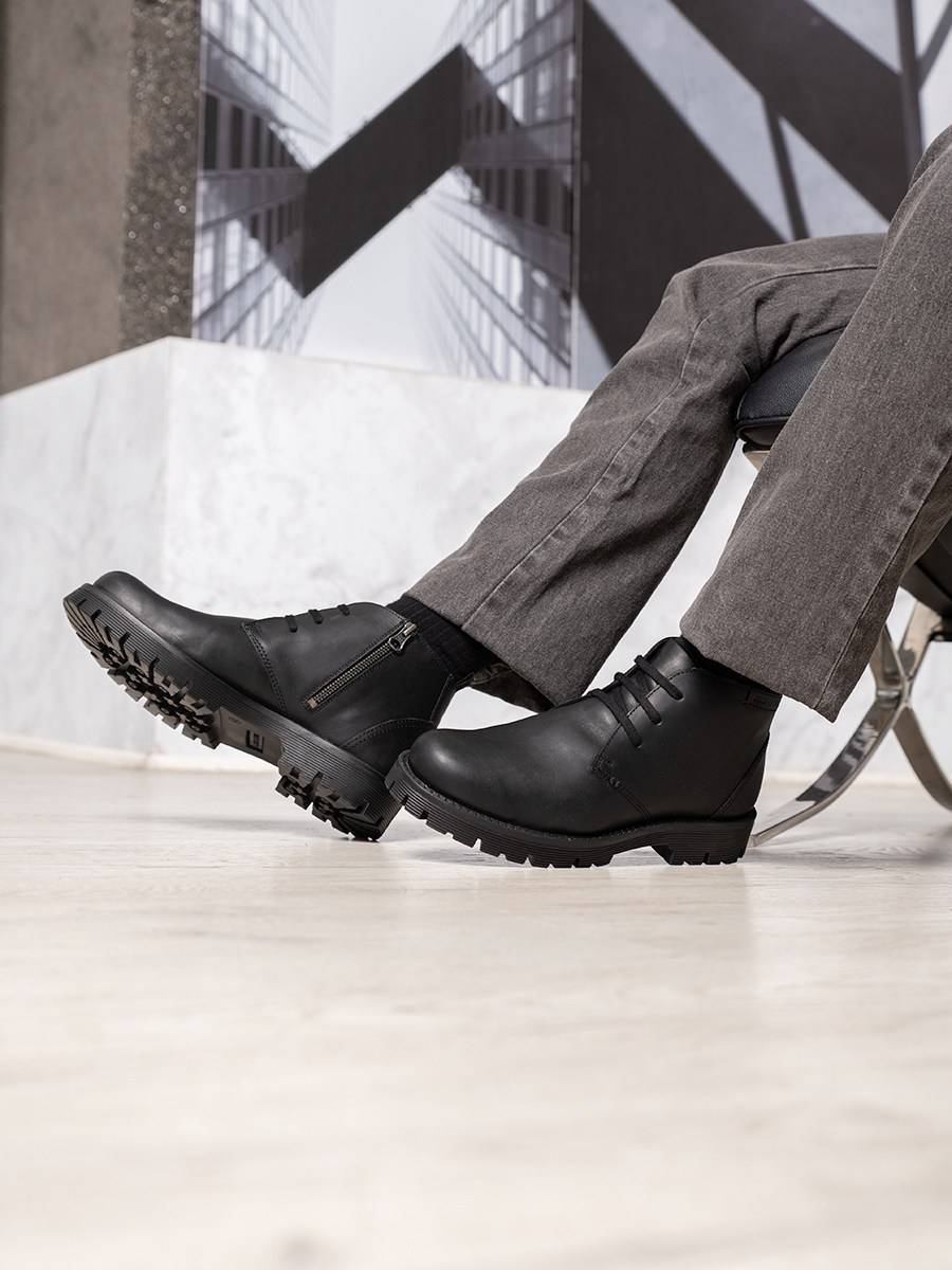 Обувь на модели. Фотограф Юлия Зимина