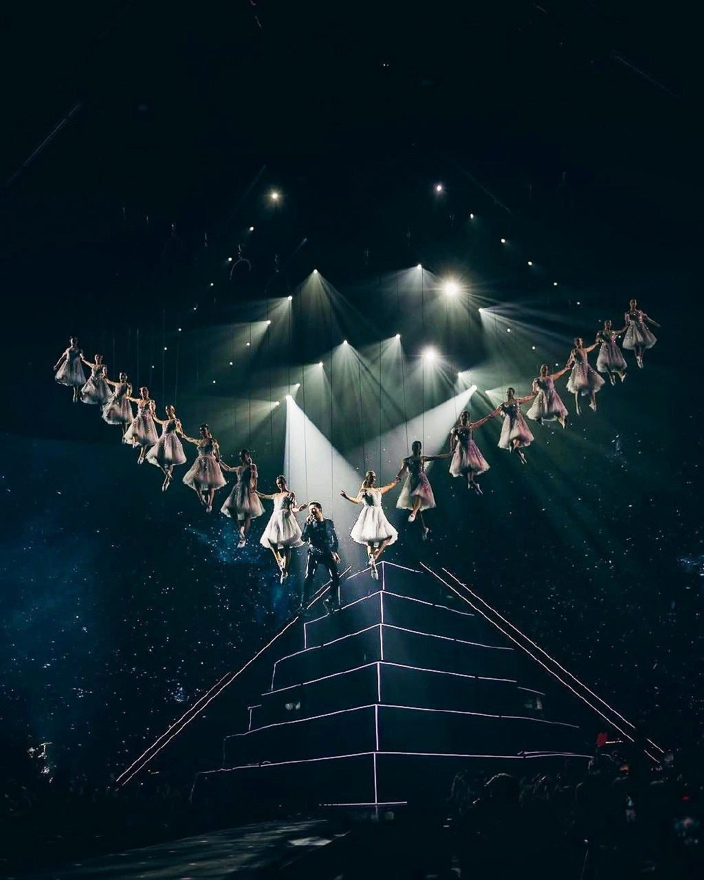 Концерты Красноярск, концертная съемка. Юлия Раскова — Портретный и семейный фотограф в Красноярске