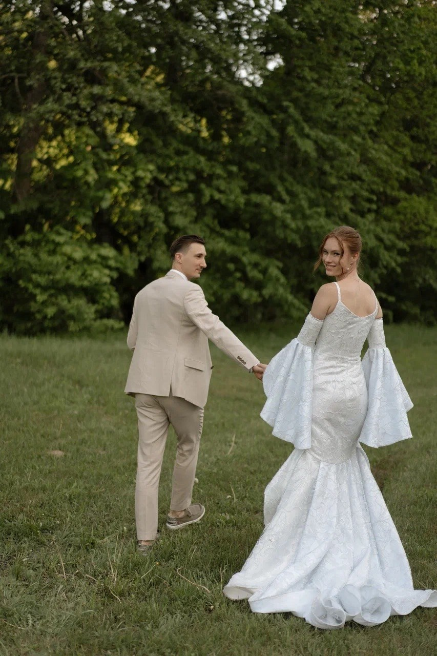 Примеры свадебных платьев. Модельер Евгений Бременев