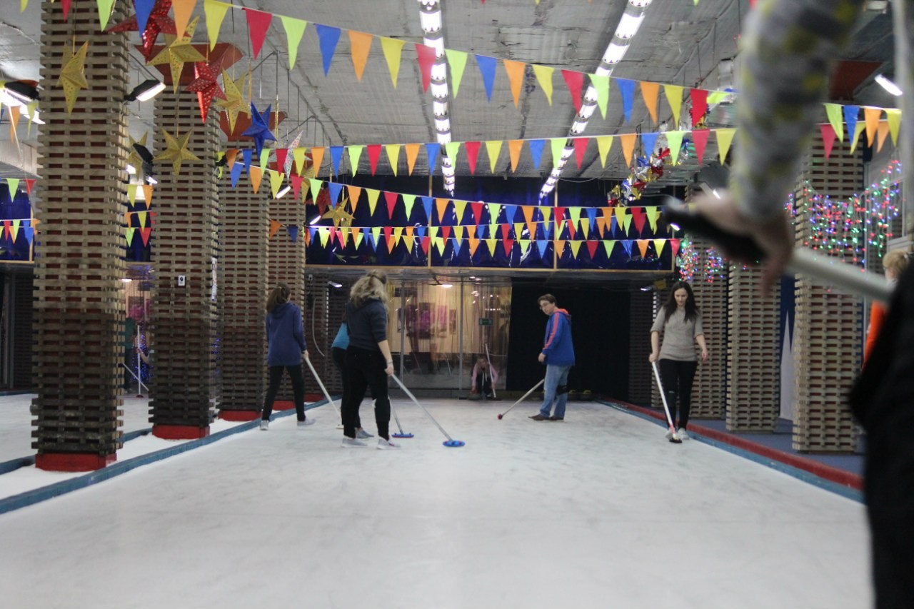 Кёрлинг | 10.04.2016. Галерея Фантим