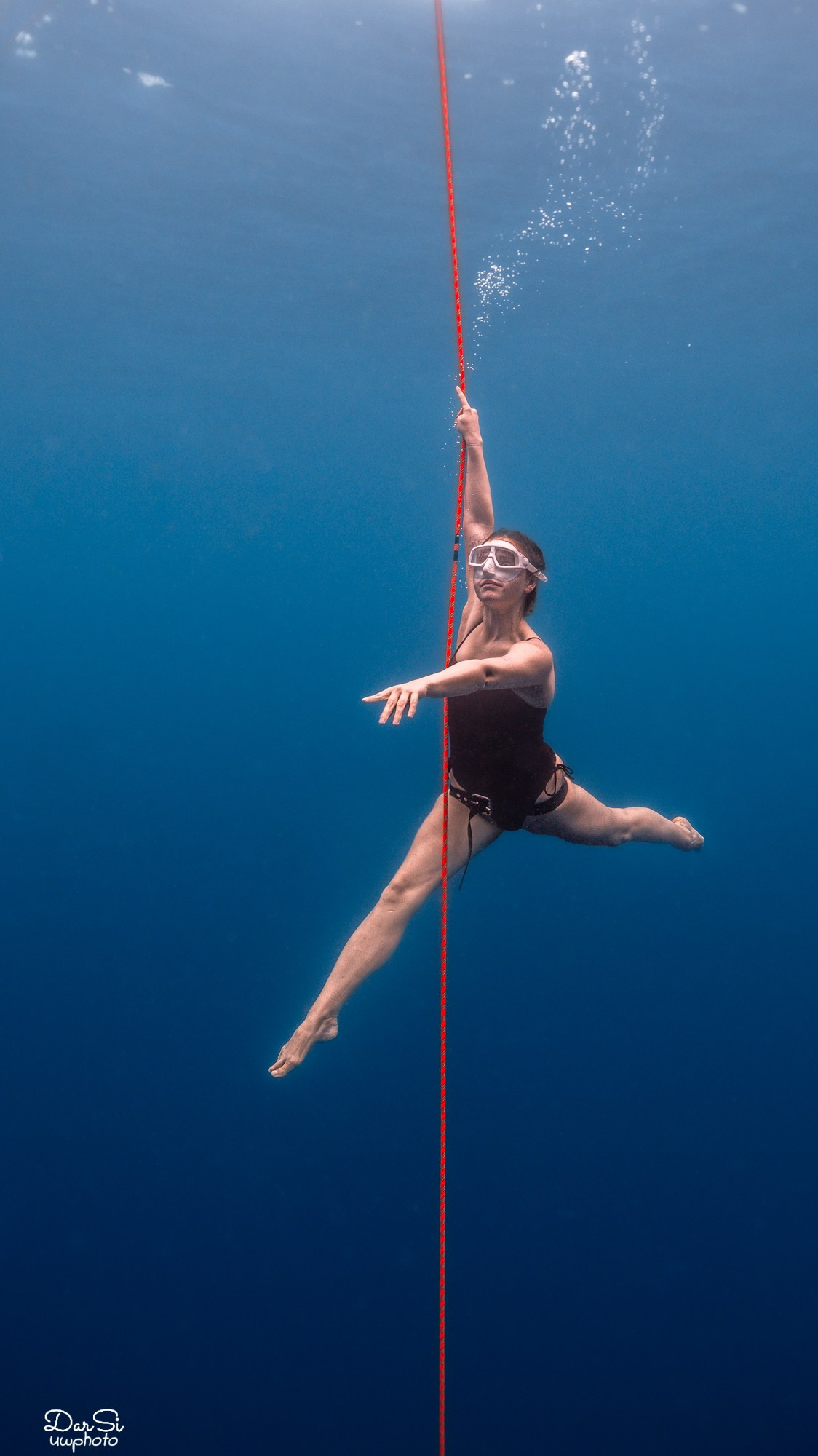 Фотосессия на пилоне. Underwater Photographer in the Philippines — Daria Sinitsina