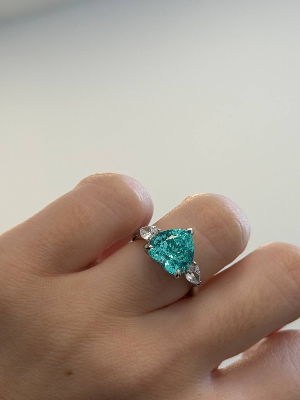 Ювелирные изделия и бижутерия