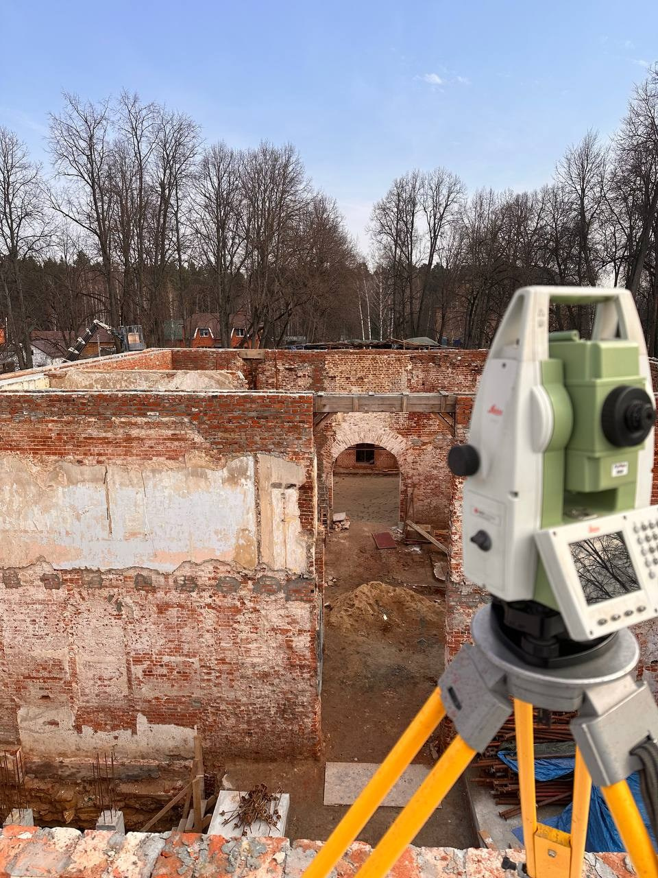 Геодезическая исполнительная съемка, обмеры конструкций и их узлов в Москве и МО. Техническое обследование зданий и сооружений в Москве и МО