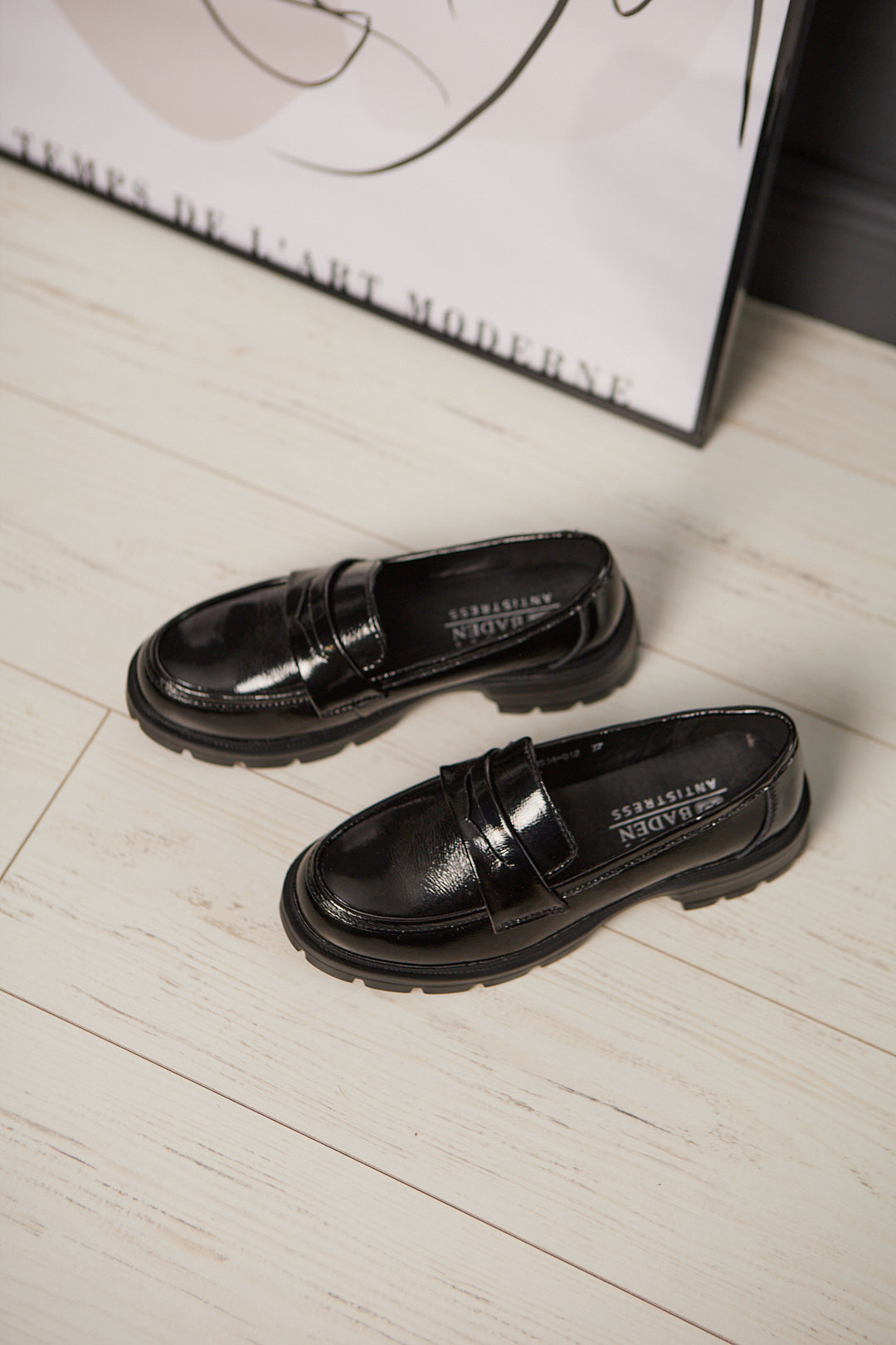 Контент-съёмка для магазина Riker&EuroShoes. Контент-фотограф в Абакане Наталья Нагибина