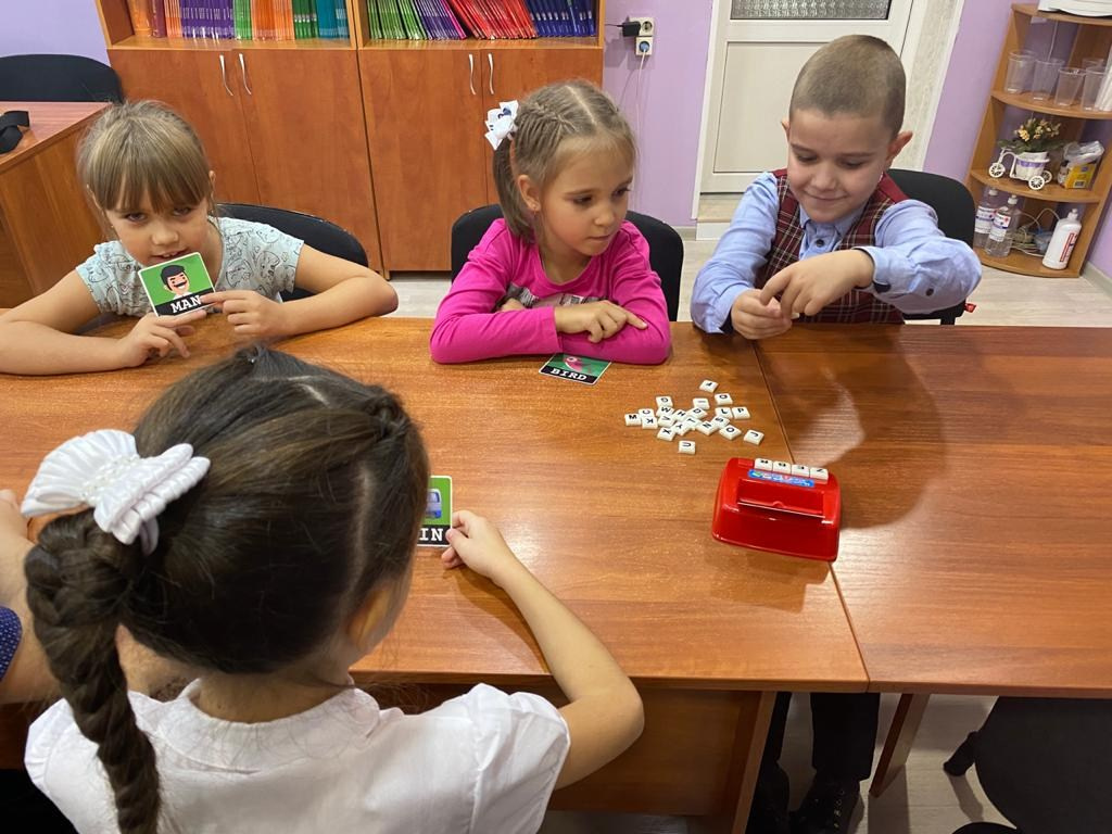 Scrabble break. LinguaCentrePro