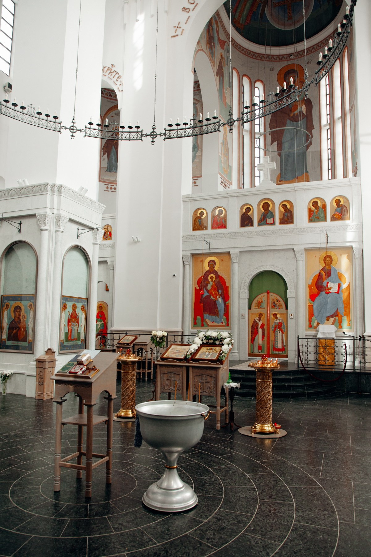 Крещение Рождественская церковь СПб. Фотограф на крещение в Санкт Петербурге