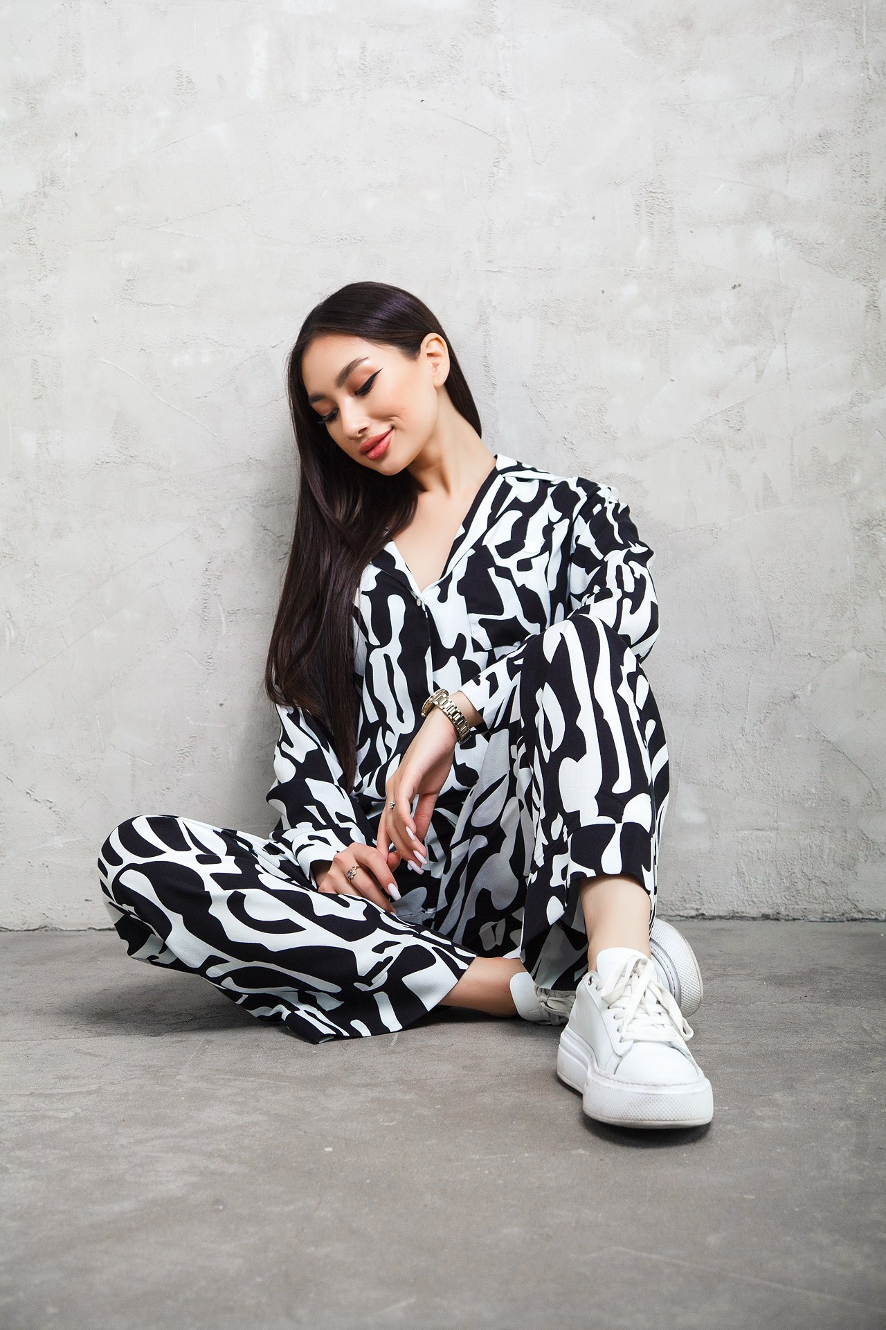 Реклама женской одежды. Натан Супервайзер по Продакшену