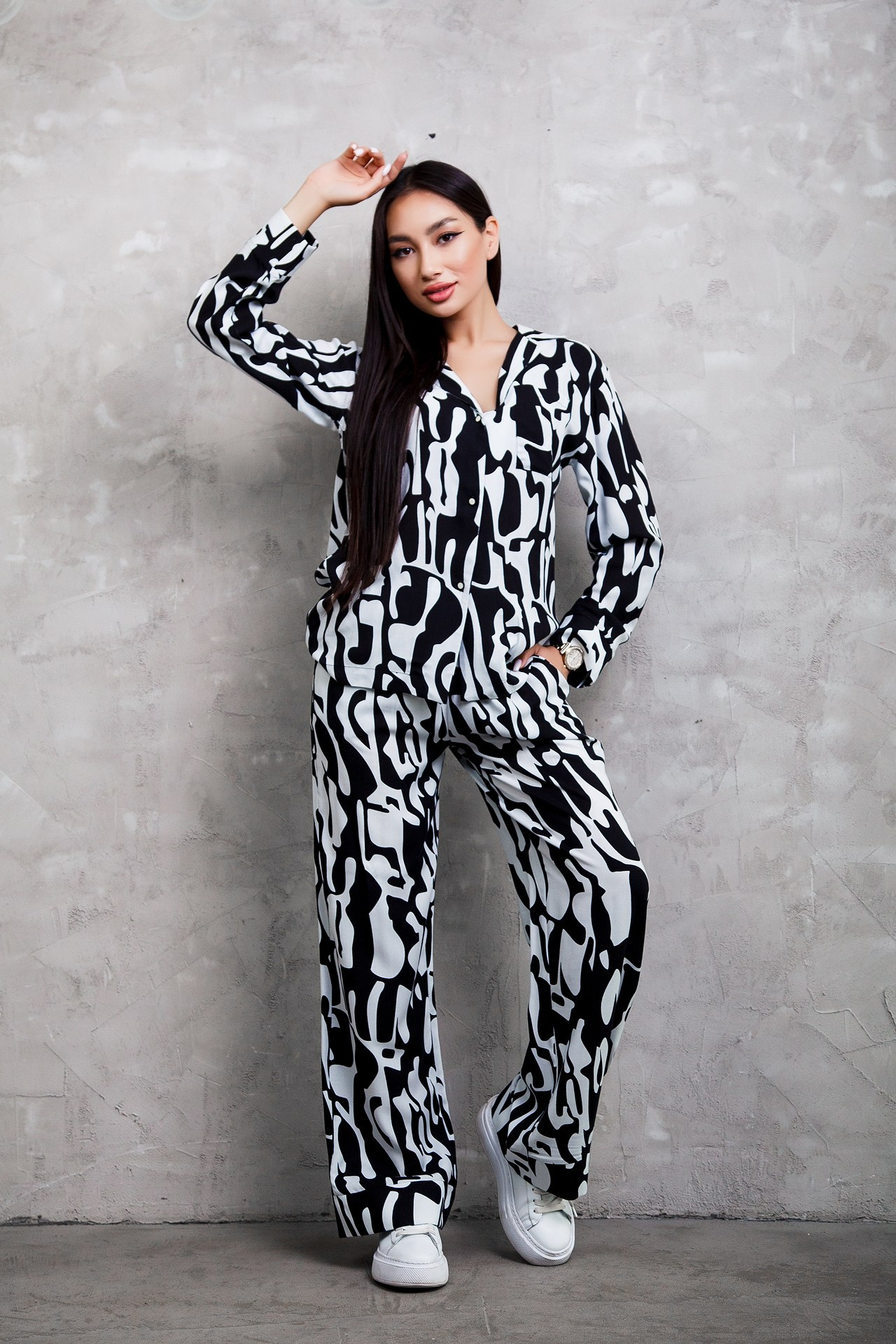 Реклама женской одежды. Натан Супервайзер по Продакшену