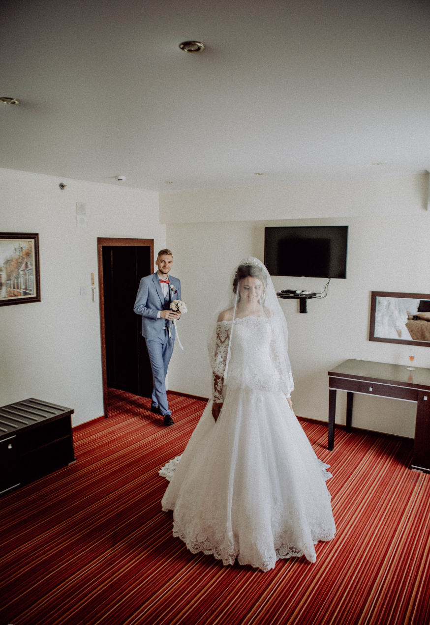 Выбор и покупка свадебного платья. Свадебный фотограф/видеограф Краснодар, Сочи, Волгоград, Москва, 8 937 693 00 80