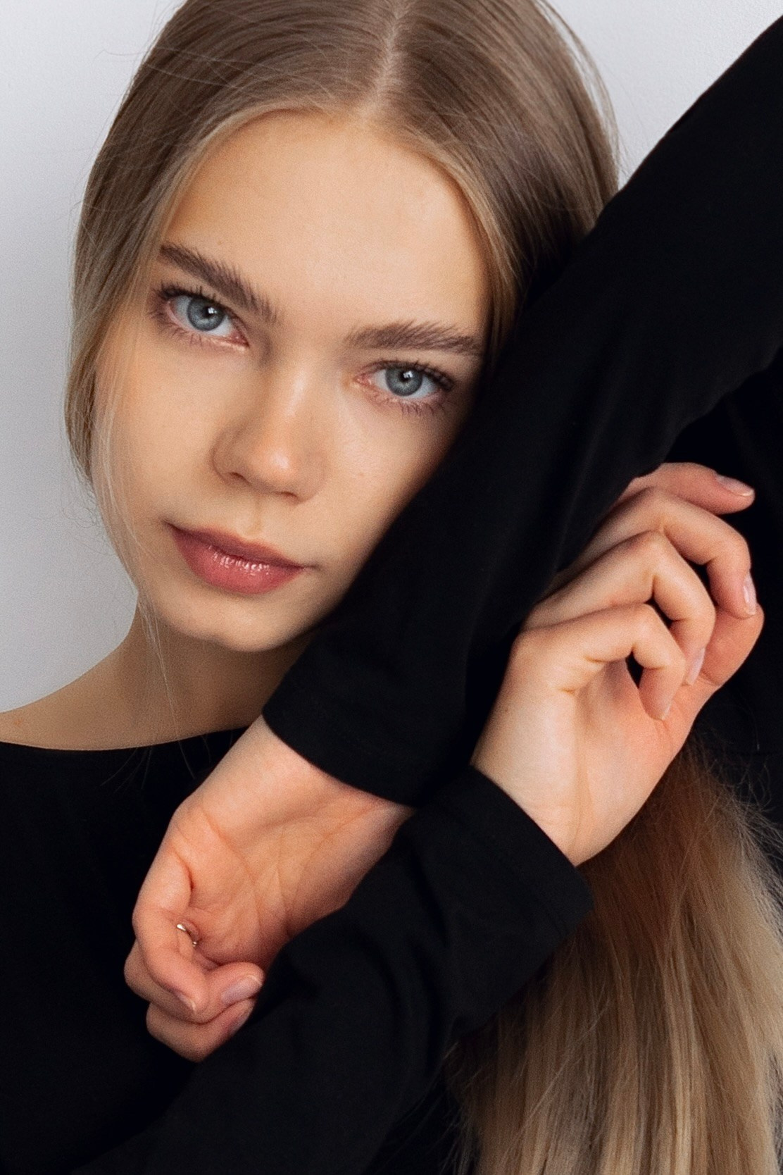 Екатерина, 42-44 р-р, 170 рост. KED Production — продакшн из СПб. Создаём фото, видео и контент, который помогает брендам и селлерам продавать больше