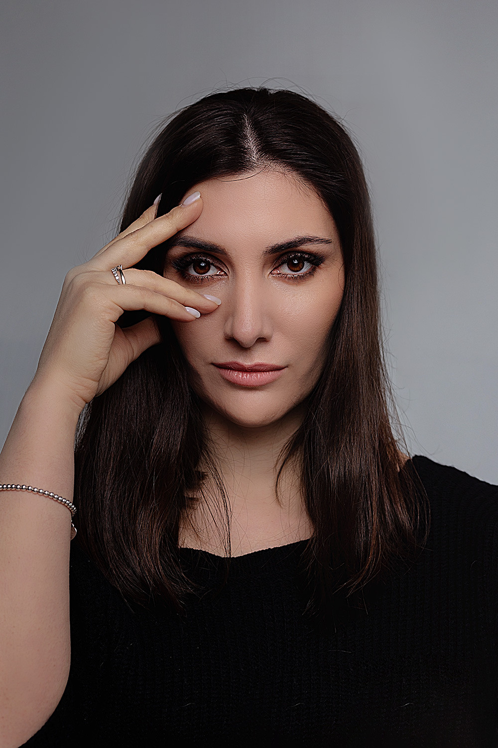 Мадина фотостудия Kaps. Фотограф в Москве Ксения Мокрушина | Brand & Women photographer