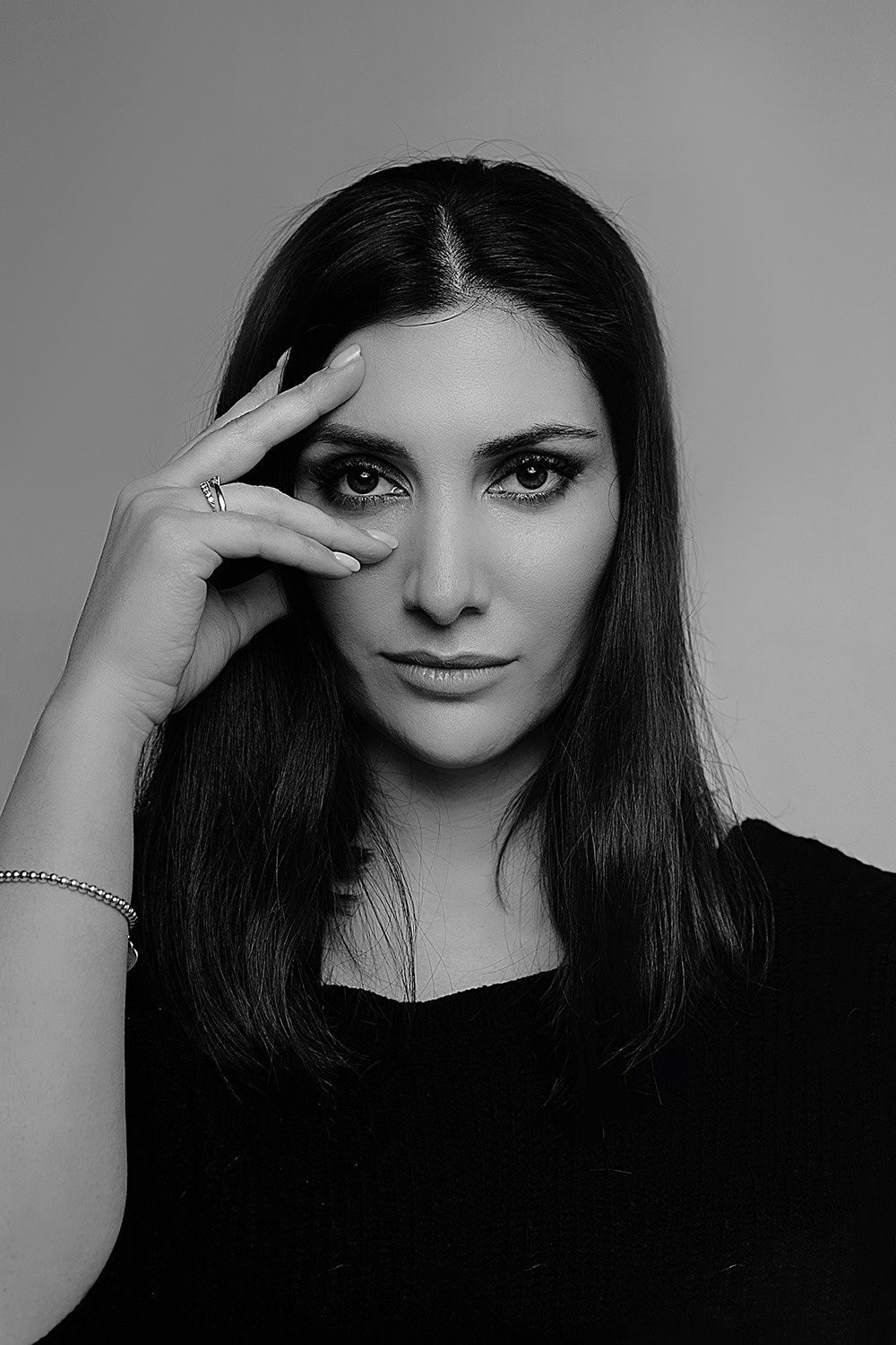 Мадина фотостудия Kaps. Фотограф в Москве Ксения Мокрушина | Brand & Women photographer