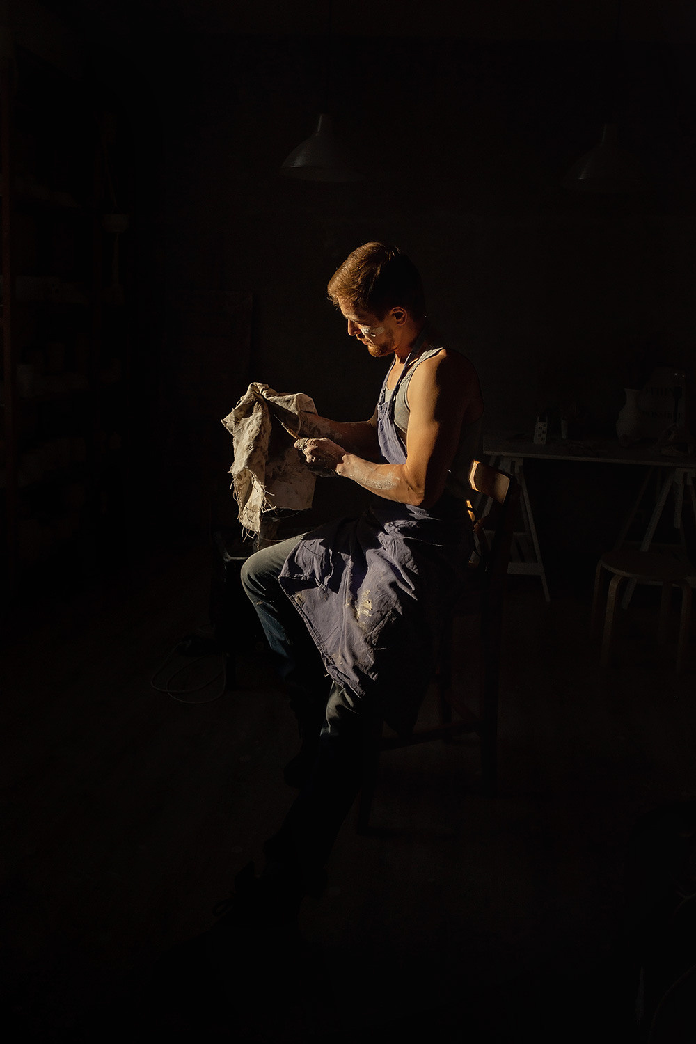 Денис — гончарная мастерская. Фотограф в Москве Ксения Мокрушина | Brand & Women photographer