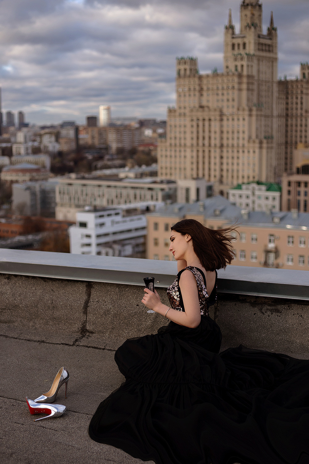 Мадина на крыше. Фотограф в Москве Ксения Мокрушина | Brand & Women photographer