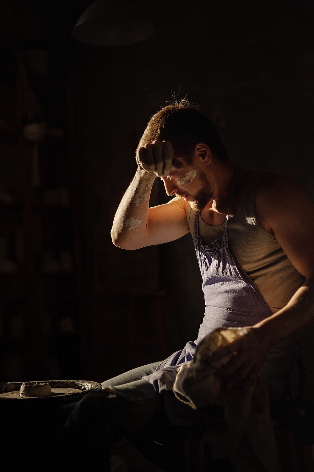 Денис — гончарная мастерская. Фотограф в Москве Ксения Мокрушина | Brand & Women photographer