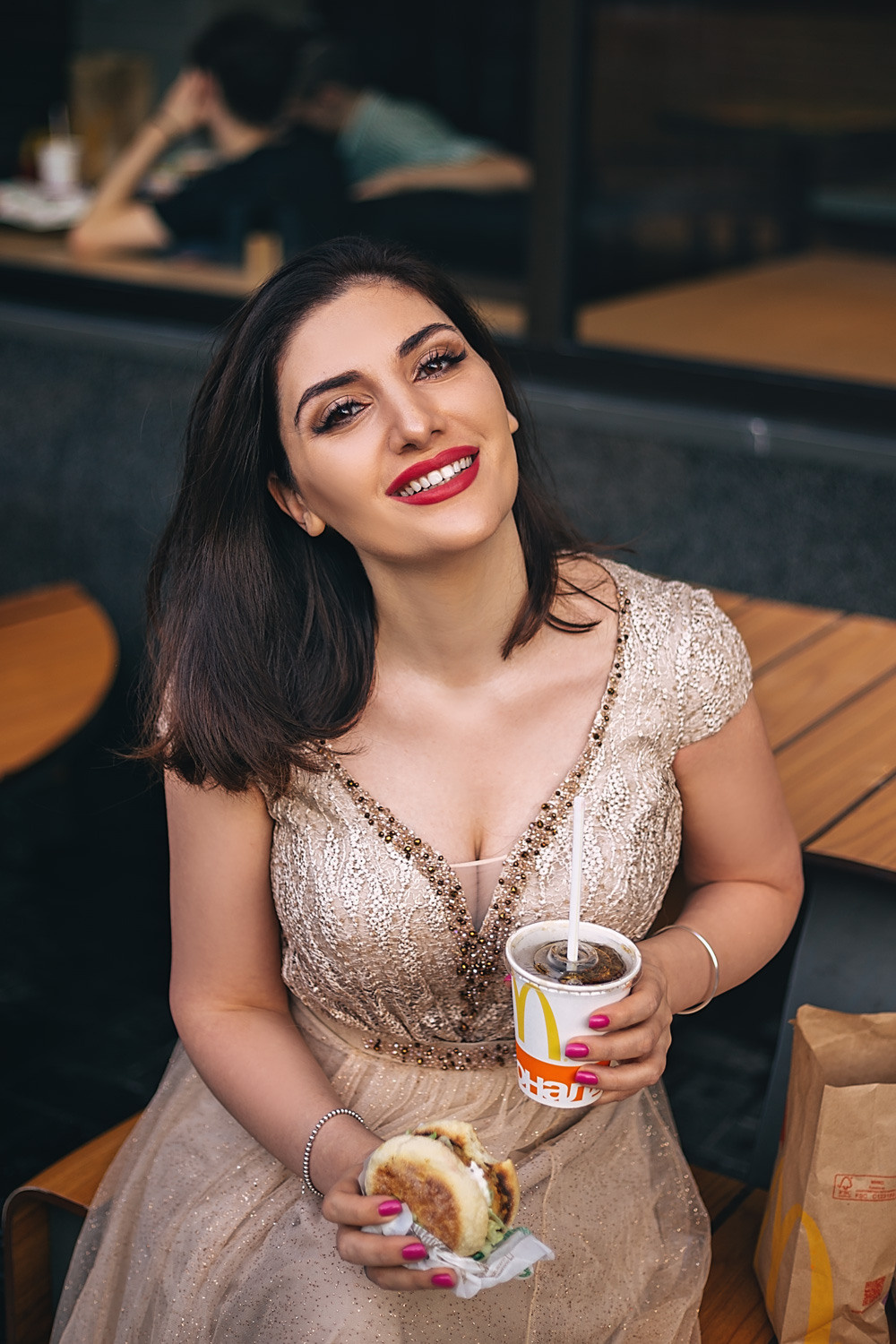 Мадина, mcdonalds. Фотограф в Москве Ксения Мокрушина | Brand & Women photographer