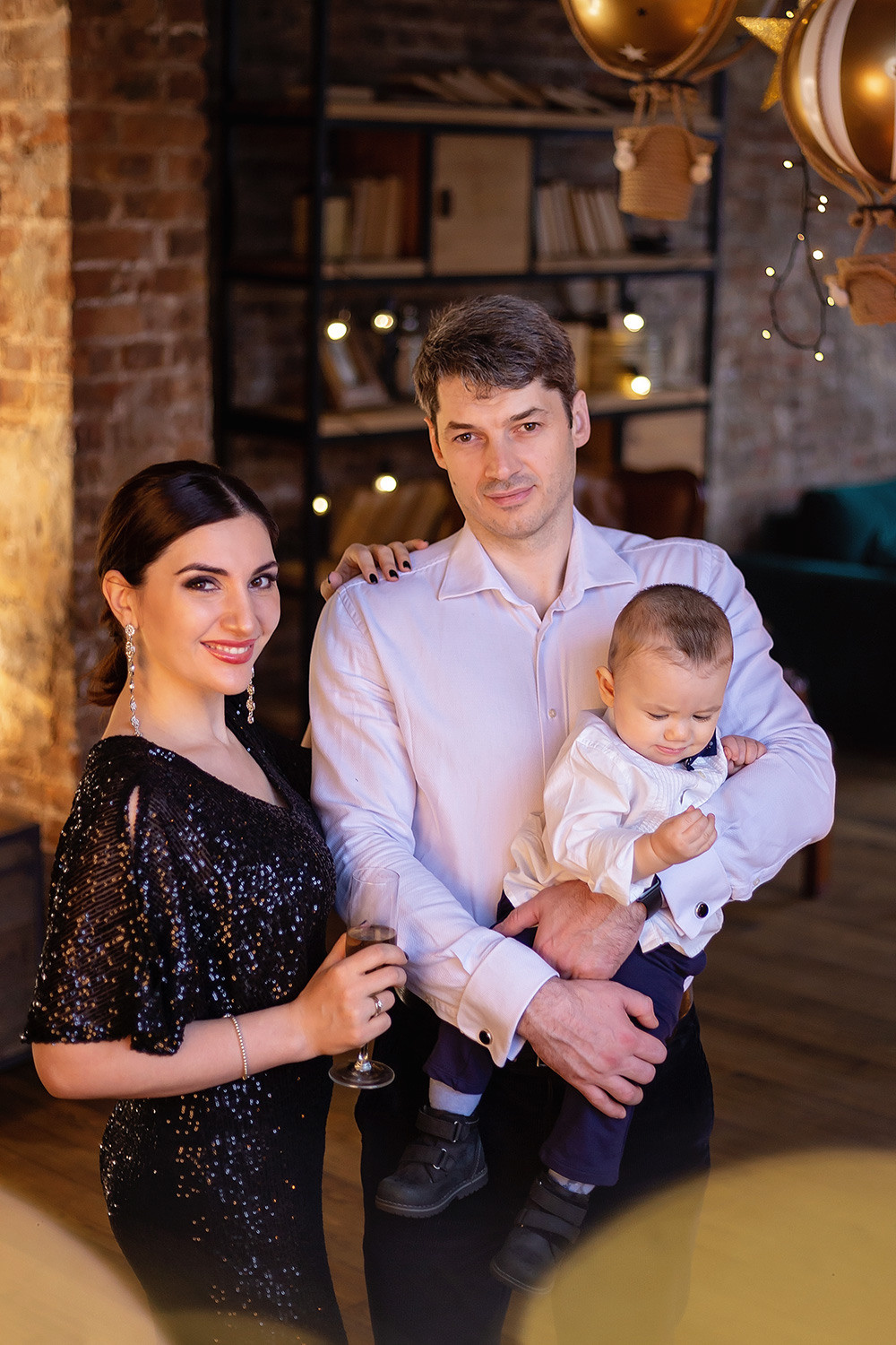 Мадина и семья, Новый год. Фотограф в Москве Ксения Мокрушина | Brand & Women photographer