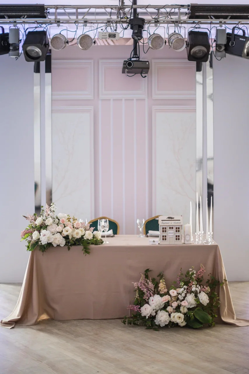 Фотографии зала. Банкетный комплекс и свадебное агенство "Александр Грин"