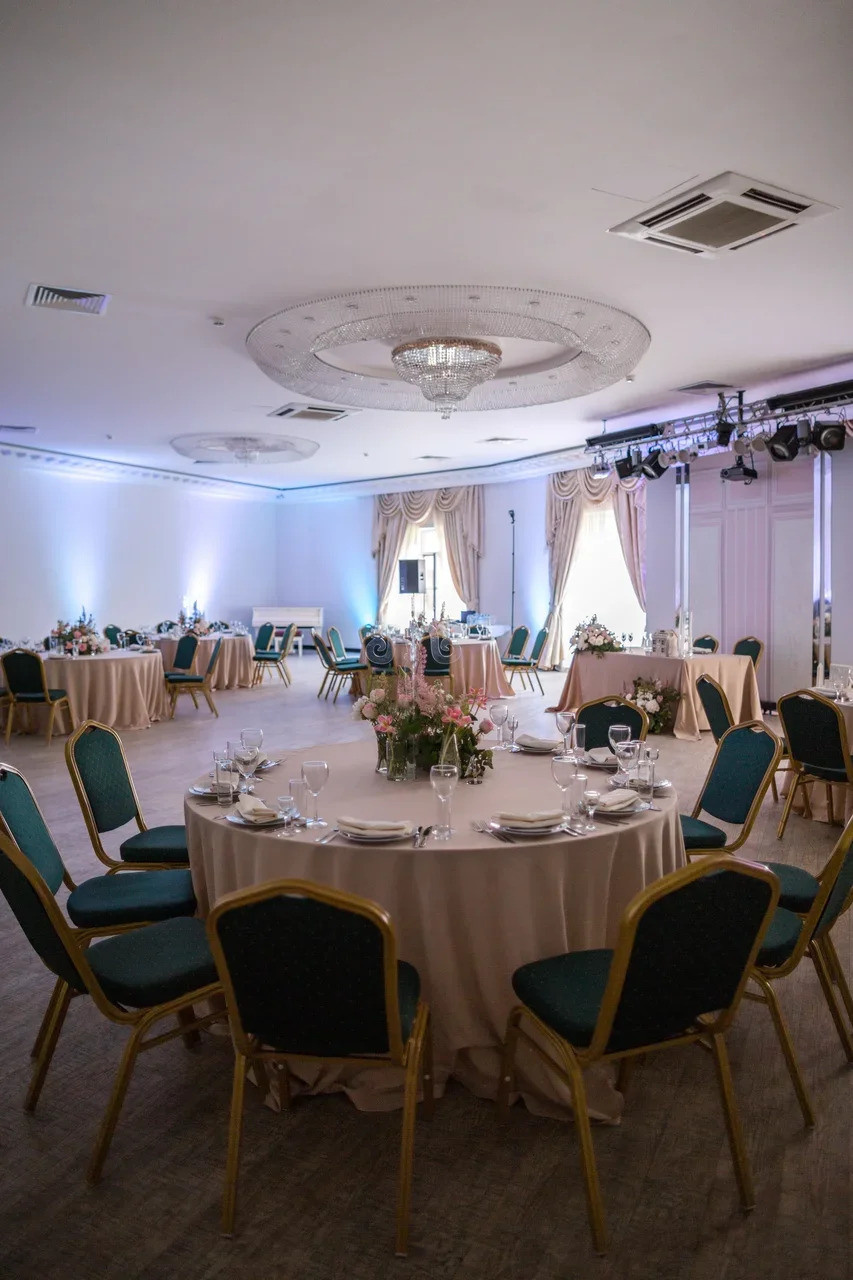 Фотографии зала. Банкетный комплекс и свадебное агенство "Александр Грин"