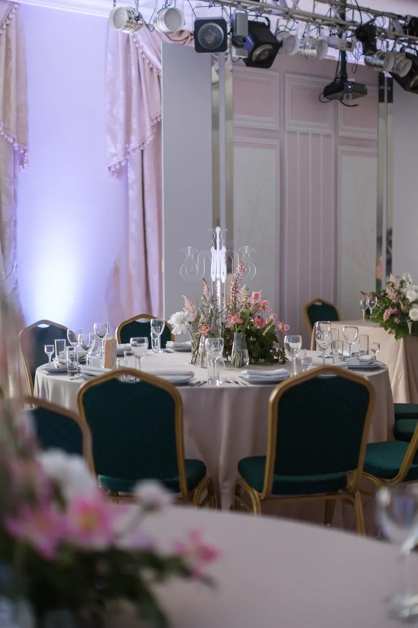 Фотографии зала. Банкетный комплекс и свадебное агенство "Александр Грин"