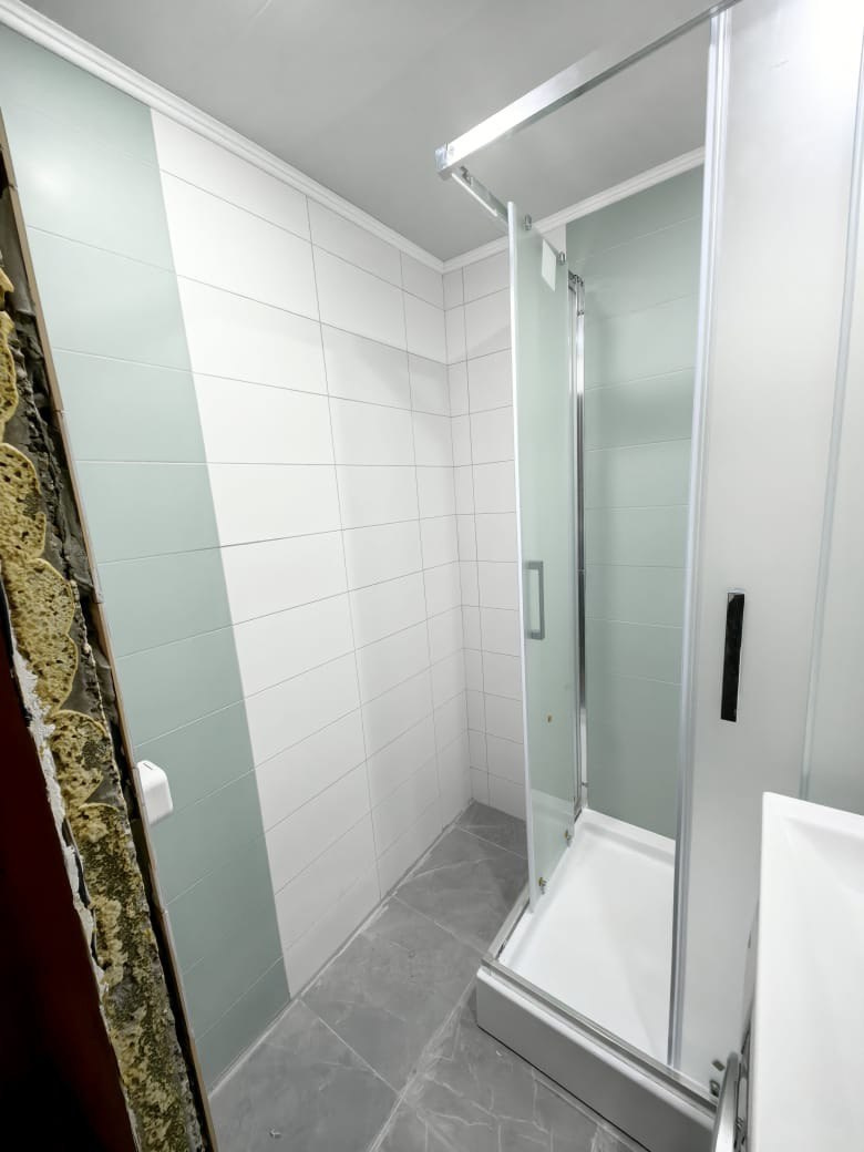 Ванная комната (ул. Комиссара Габишева д. 31). Ремонт санузла, туалета, ванной под ключ в Казани. Укладка плитки