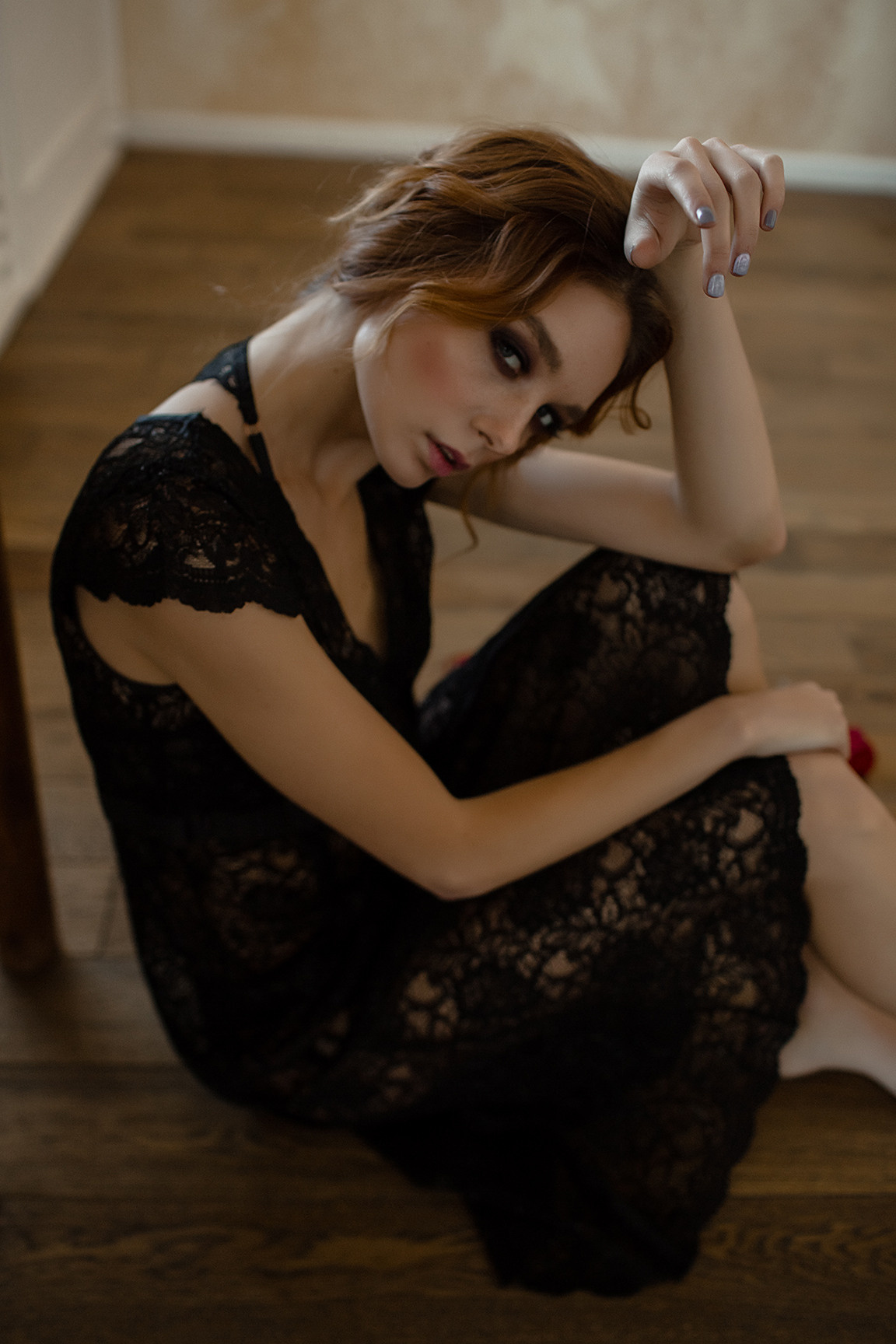 Фотосъемка девушки в загадочном романтичном образе. Портретный фотограф в Санкт-Петербурге