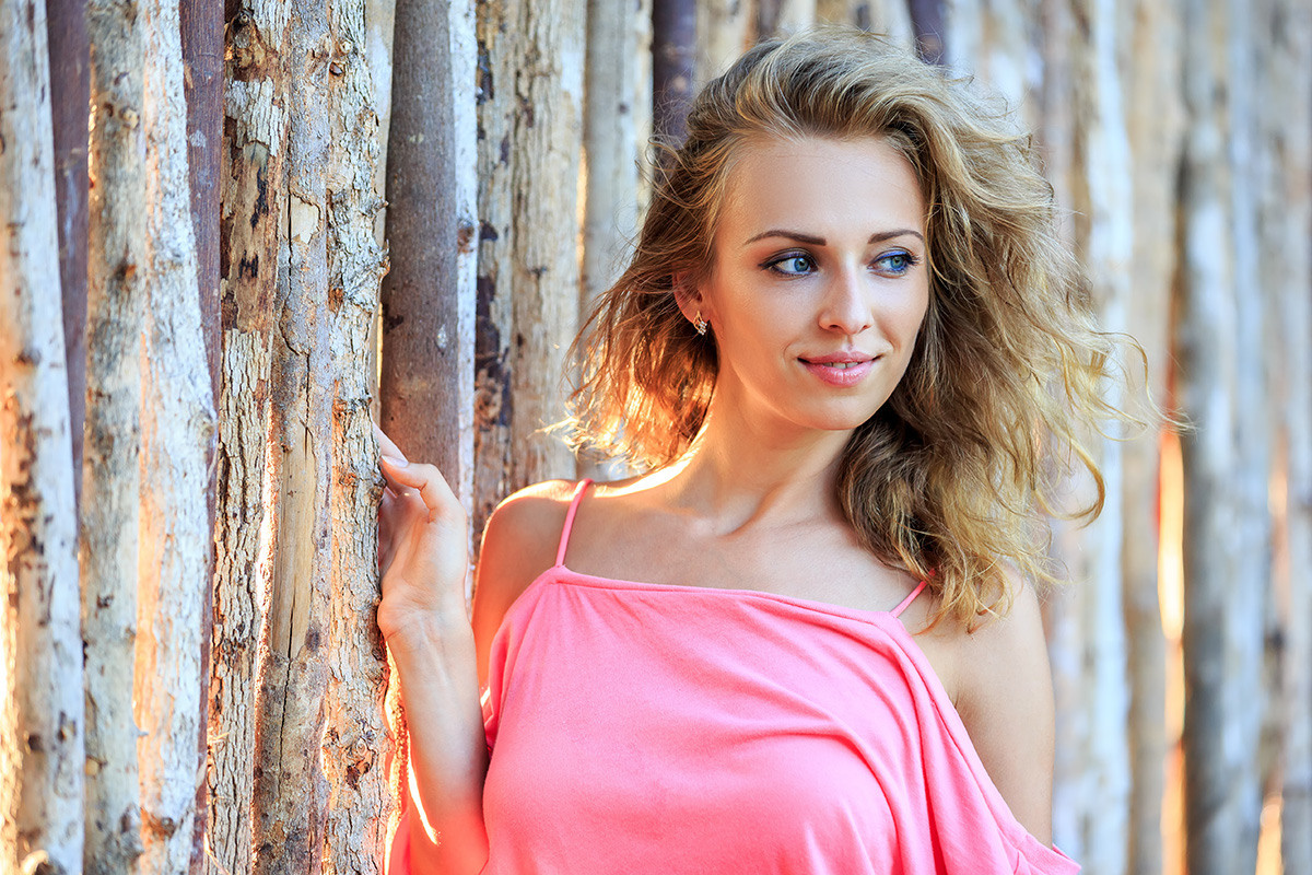 Nastya at Vietnam. Photographer, Retoucher & Graphic Designer @photo123pro