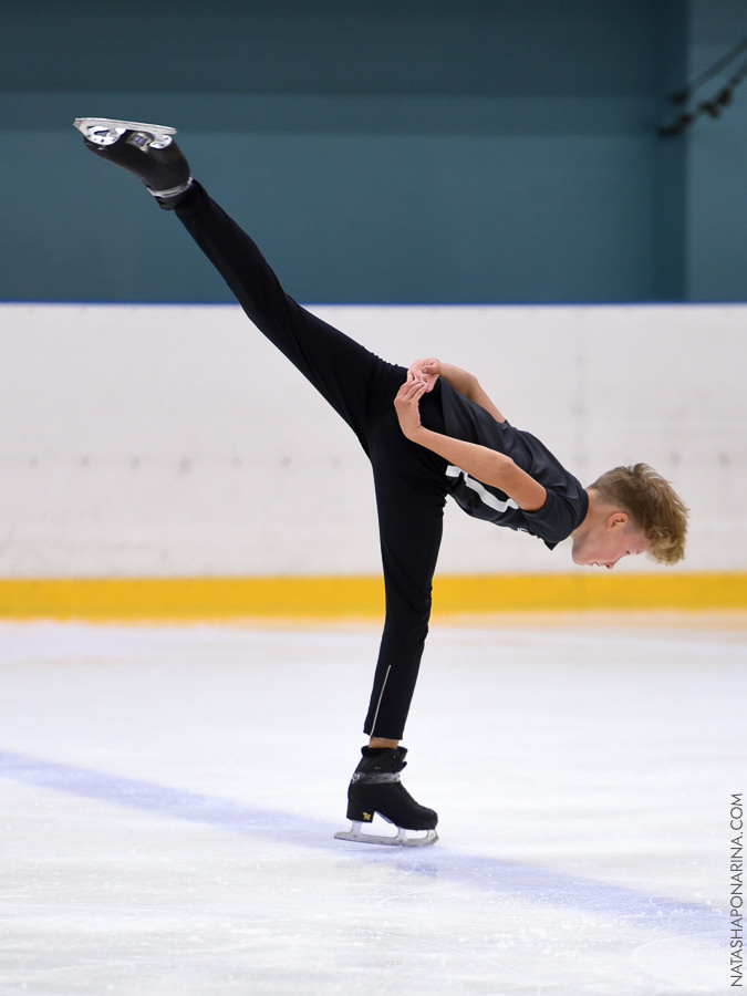 Максим Черных