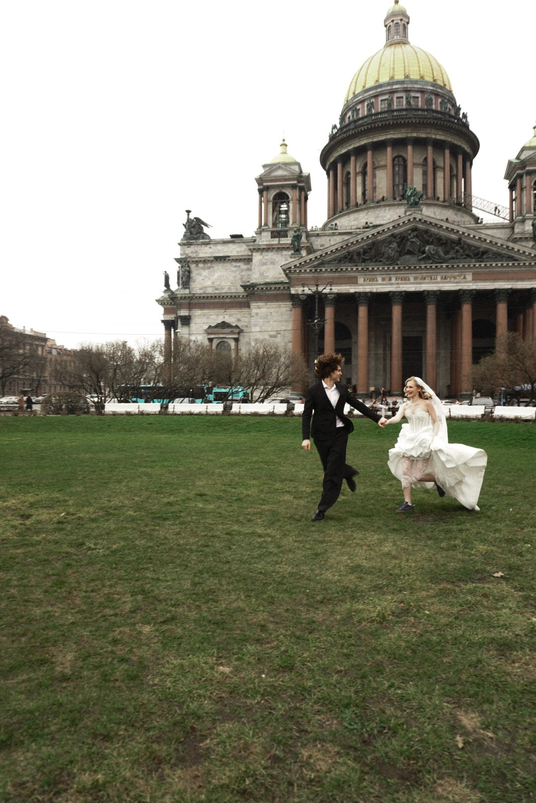 Сборы+прогулка. Свадебный фотограф в Москве Алина Лисовская