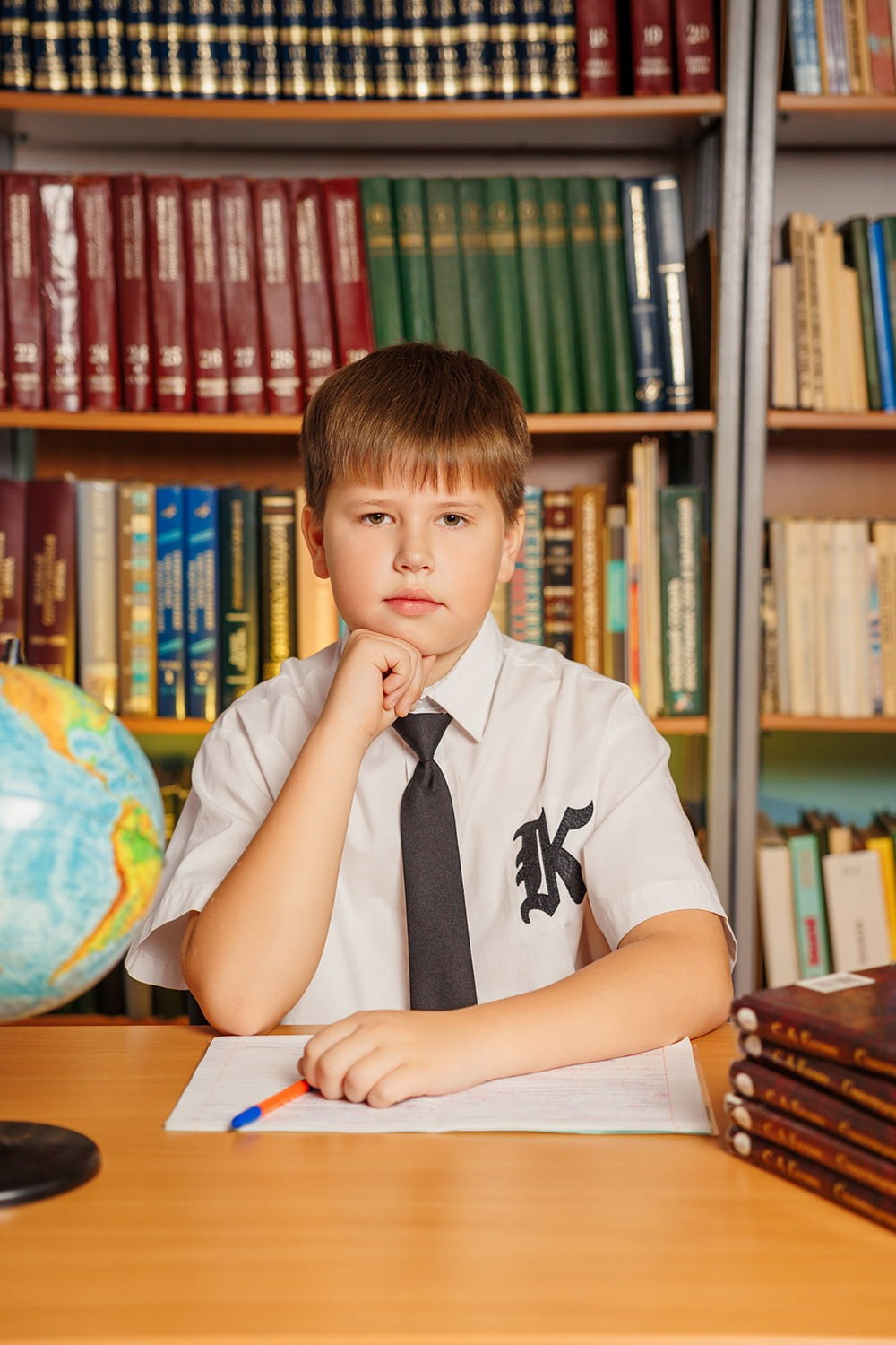 Выпускные альбомы для 4 класса Боготол. СИГМА | Студия выпускных альбомов Красноярск