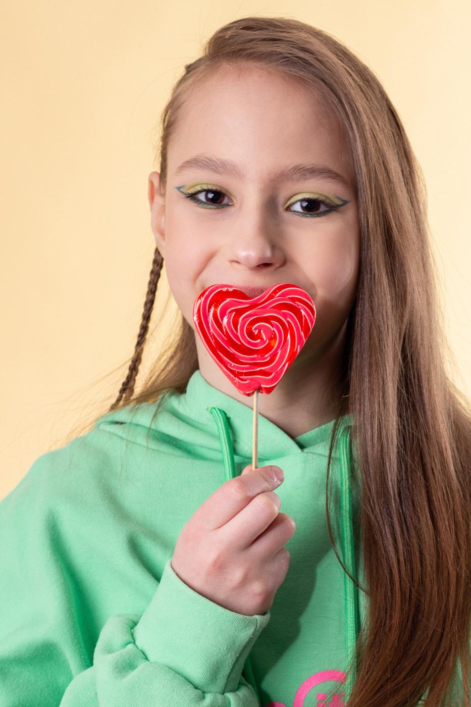 Фрукты и конфеты. Фотограф Екатерина Голицына