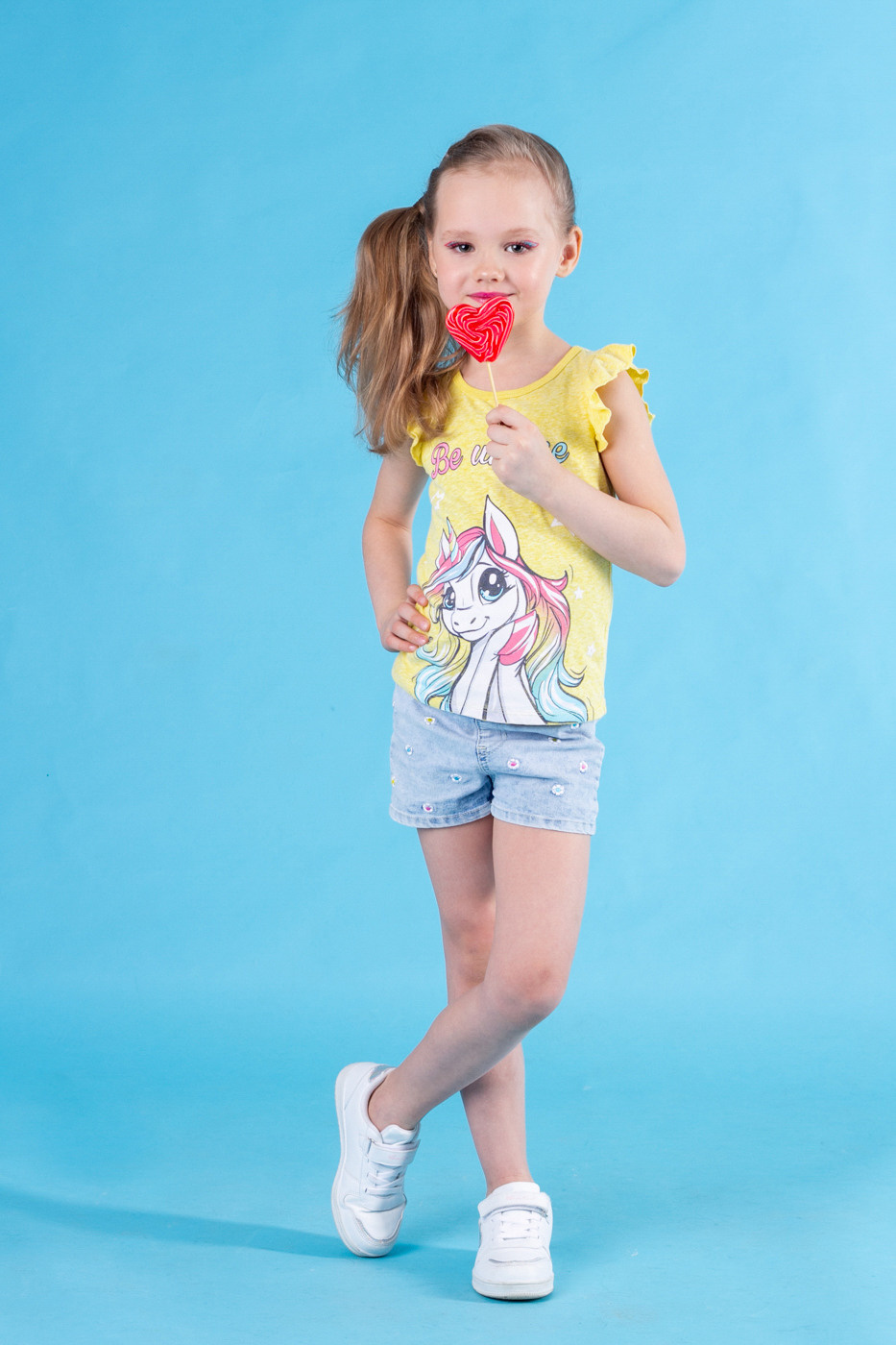 Фрукты и конфеты. Фотограф Екатерина Голицына