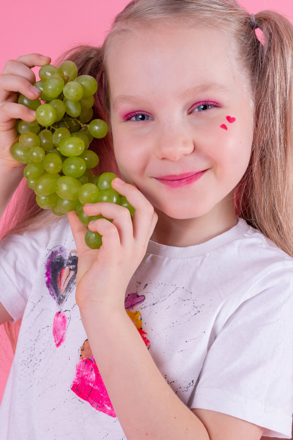 Фрукты и конфеты. Фотограф Екатерина Голицына