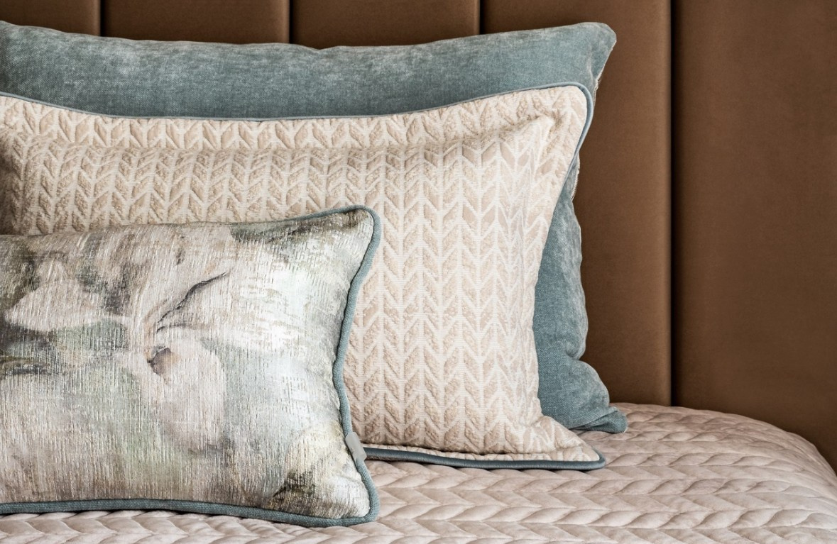 Дизайнерские подушки для спальни, нестандартные размеры