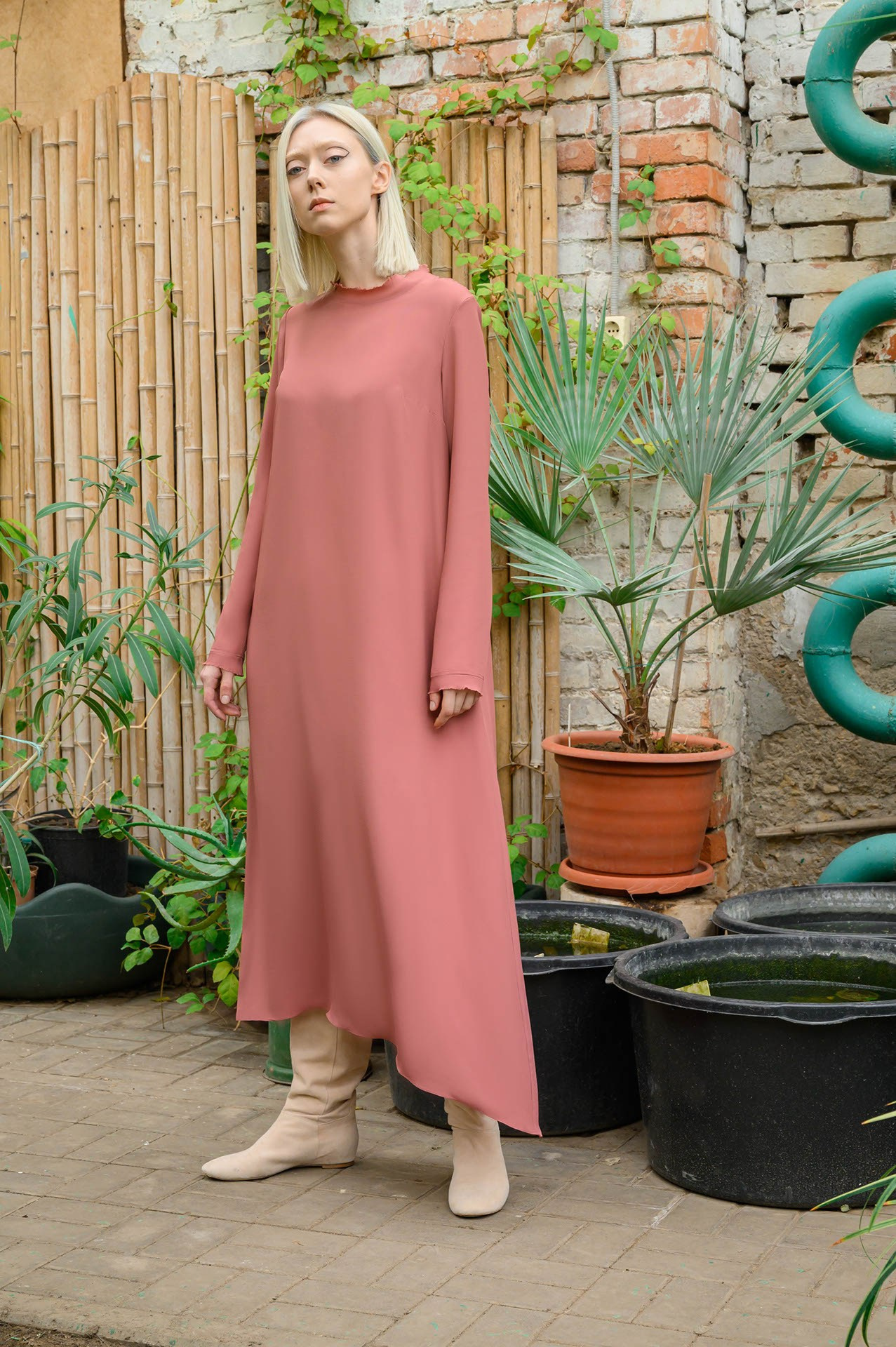 Лукбук. Профессиональная рекламная фотосъёмка для бизнесов и брендов в Ростове-на-Дону, Москве