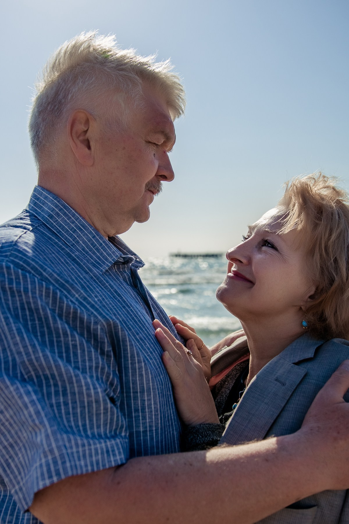 Сергей и Ирина — в объятиях волн. Семейный фотограф Новороссийск, Анапа, Геленджик — Юлия Давыдова