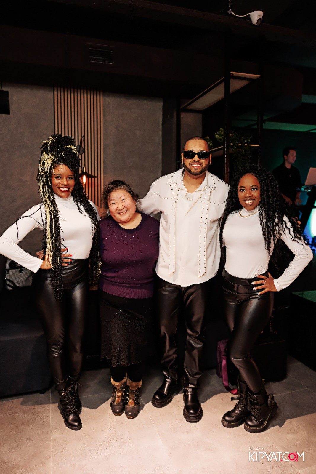 ОТКРЫТИЕ НОВОГО ФИЛИАЛА ГРИЛЬ-БАРА ШАШЛЫКOFF. КИПЯТКОМ АЛМАТЫ!