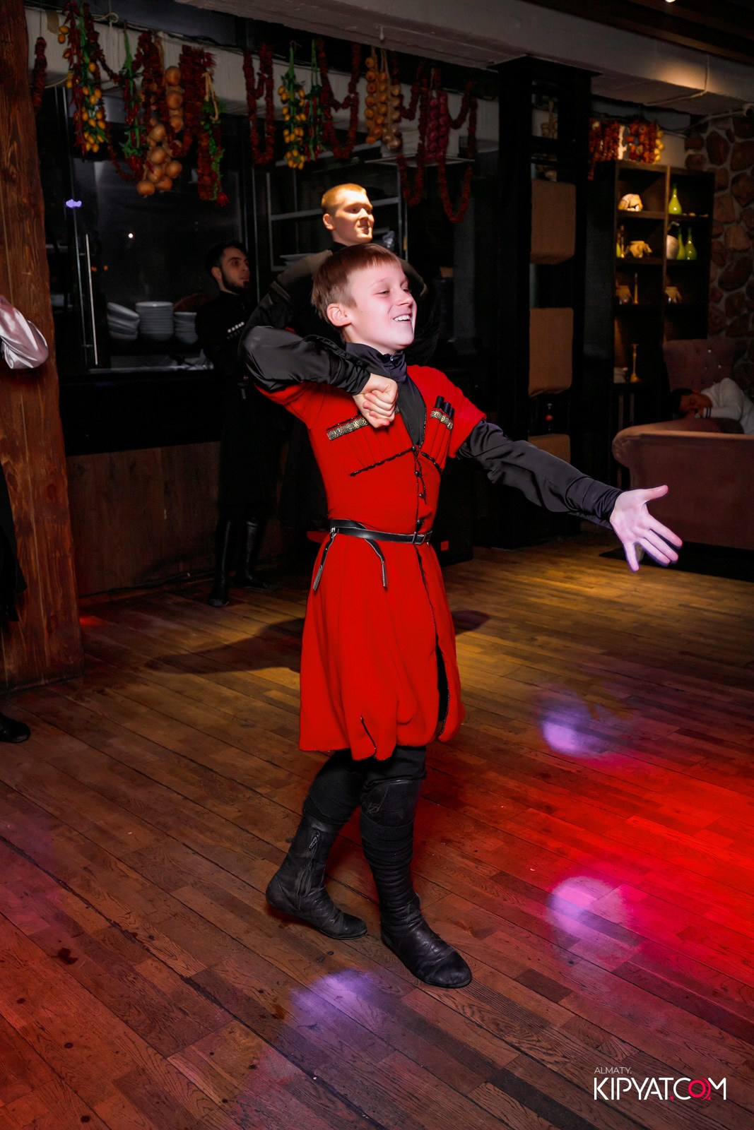 ВАХТАНГУРИ. КИПЯТКОМ АЛМАТЫ!